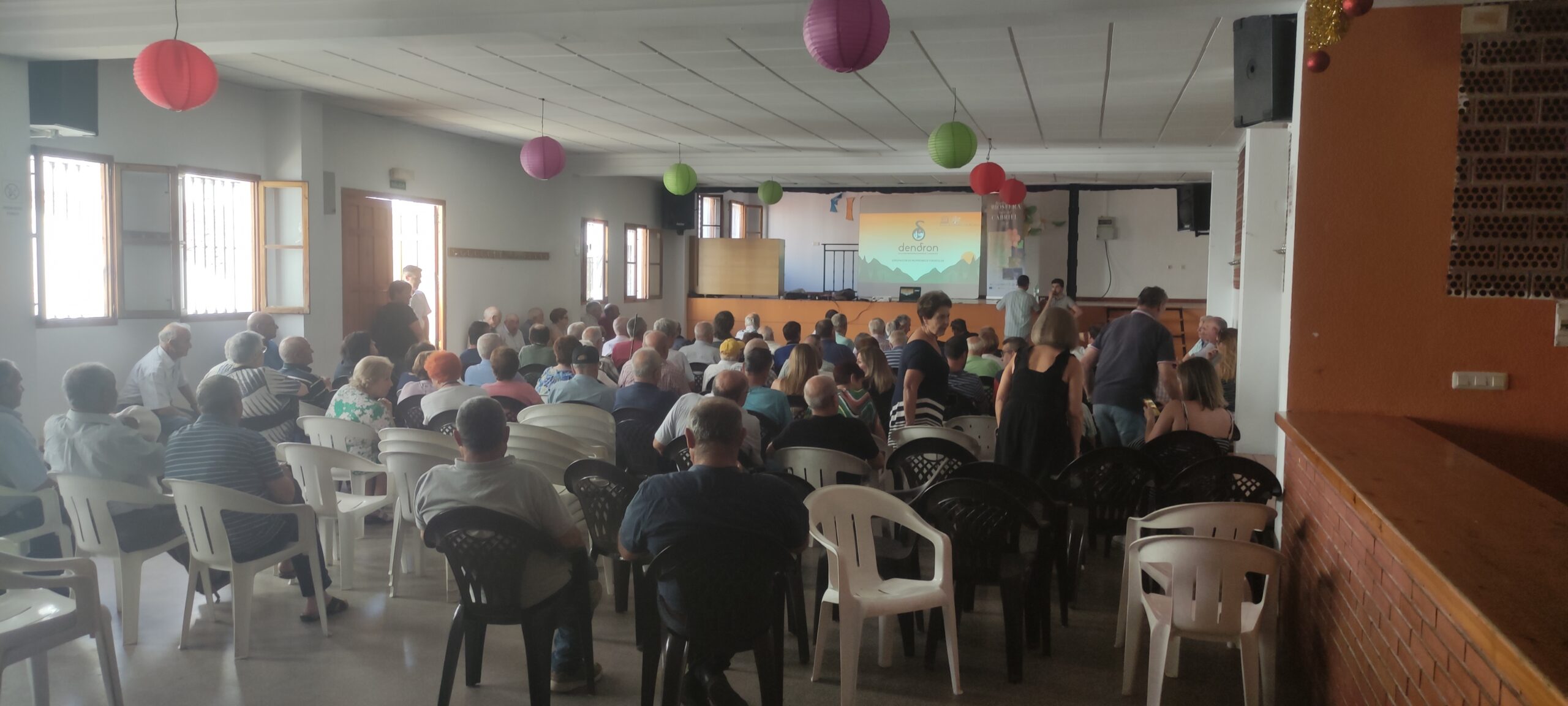 Reuniรณn propietarios forestales Dendron Reuniรณn propietarios forestales Dendron